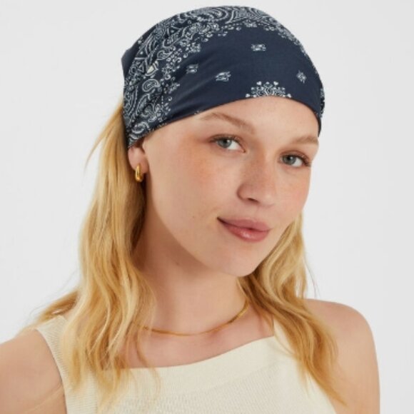 NWT PacSun Blue Paisley Bandana Headband Y2K Western Core Coquette Hair Scarf - Picture 2 of 10